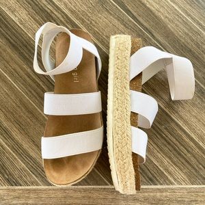 Platform sandals